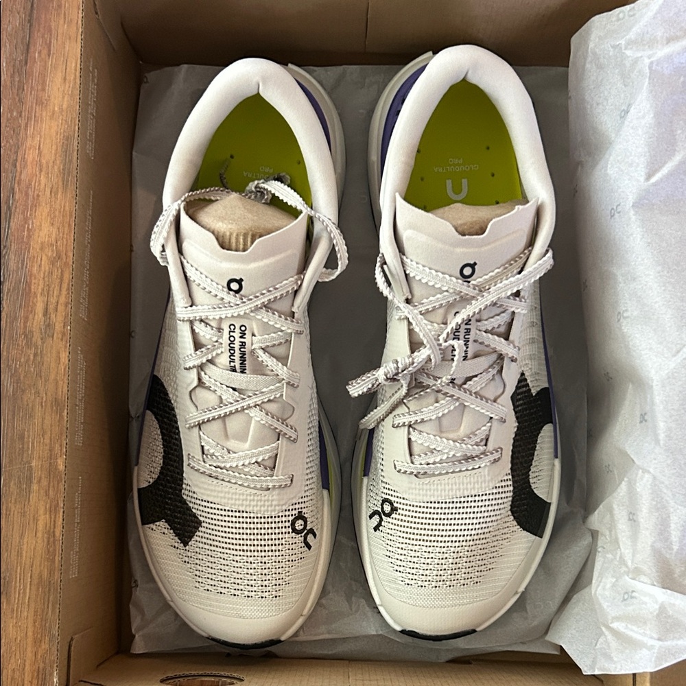 On Running Men’s Cloud Ultra Pros sz 11 NWT